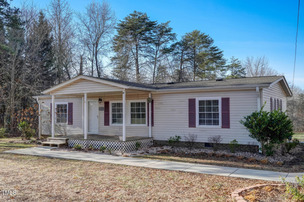 1318 Harrison Crossroad Loop Reidsville, NC 27320