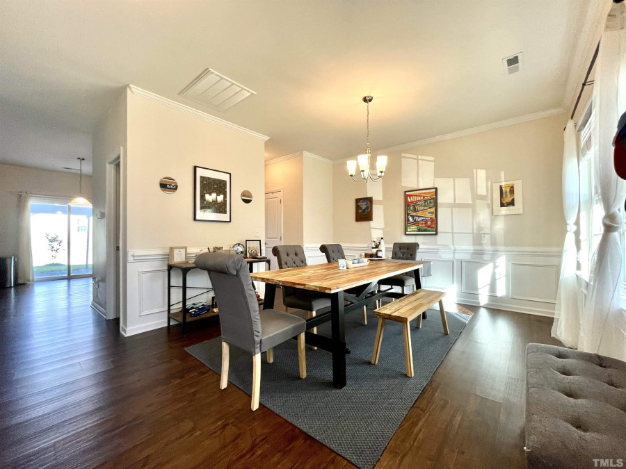 1282 Salters St Burlington, NC 27215