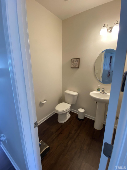 1282 Salters St Burlington, NC 27215