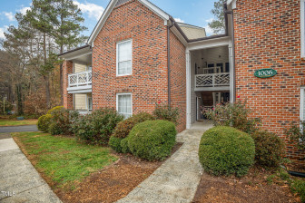 1006 Kingswood Dr Chapel Hill, NC 27517