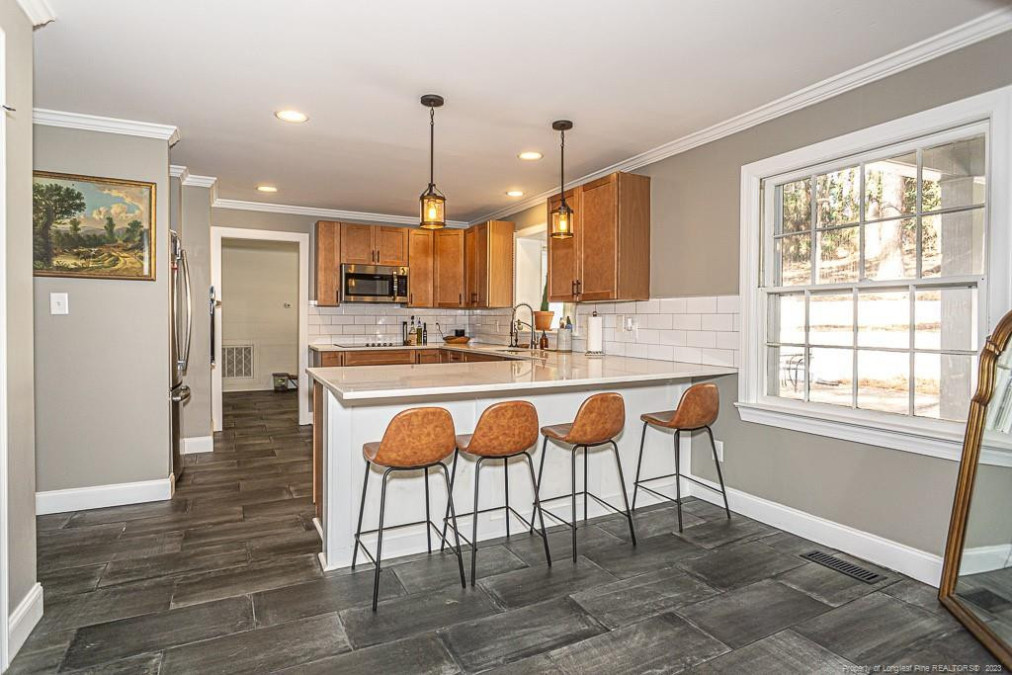 2534 Edgewater Fayetteville, NC 28303