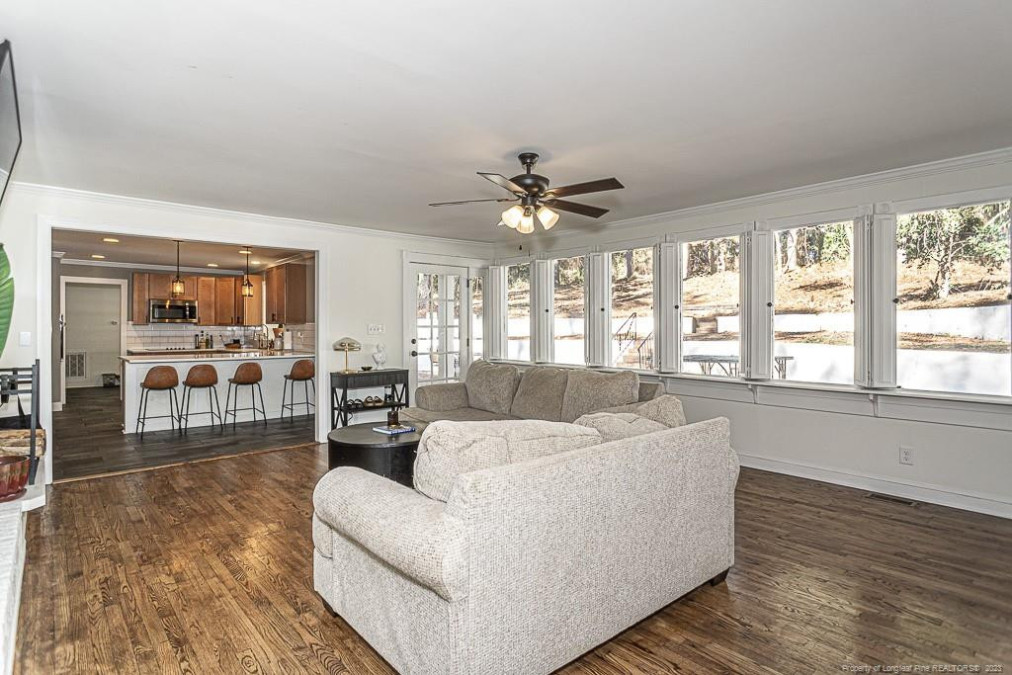2534 Edgewater Fayetteville, NC 28303