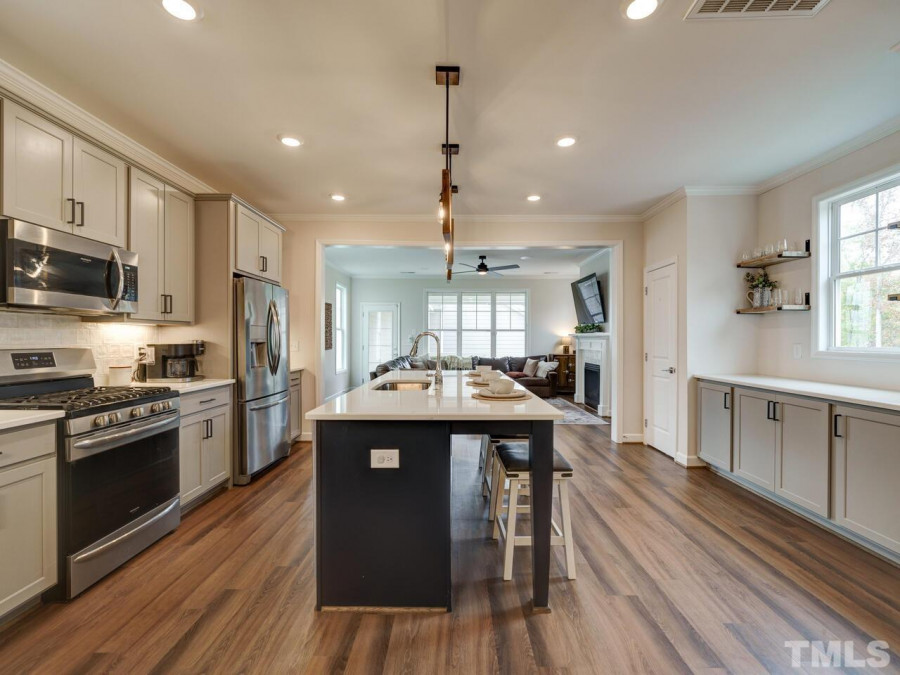 1033 Dashwood Dr, Wake Forest, NC 27587 Raleigh Realty