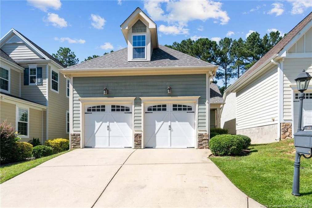 163 Pine Hawk Dr Spring Lake, NC 28390