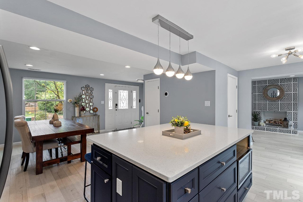 405 Electra Dr Cary, NC 27513