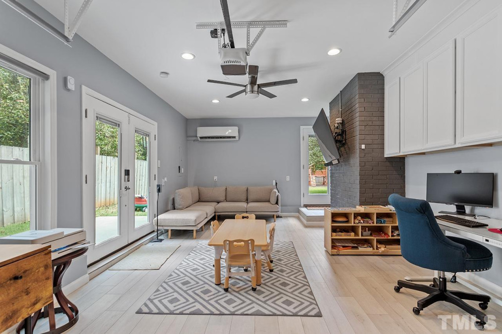 405 Electra Dr Cary, NC 27513
