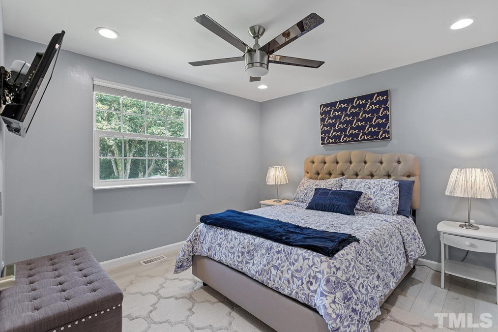405 Electra Dr Cary, NC 27513