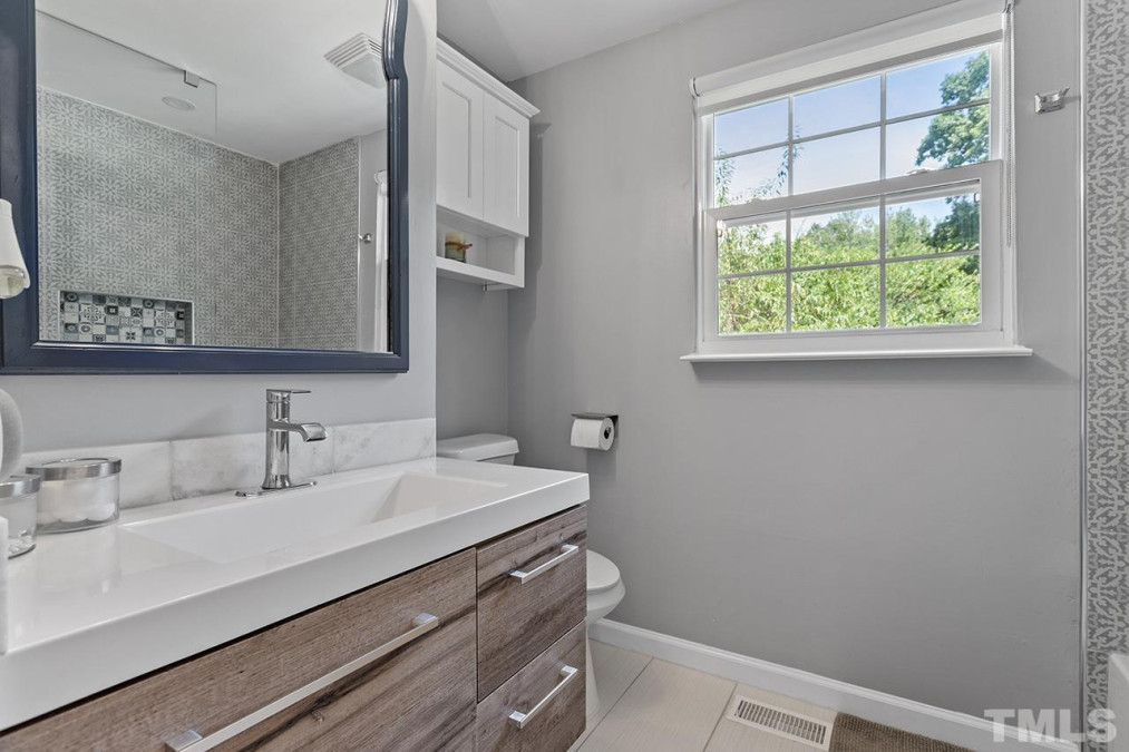405 Electra Dr Cary, NC 27513