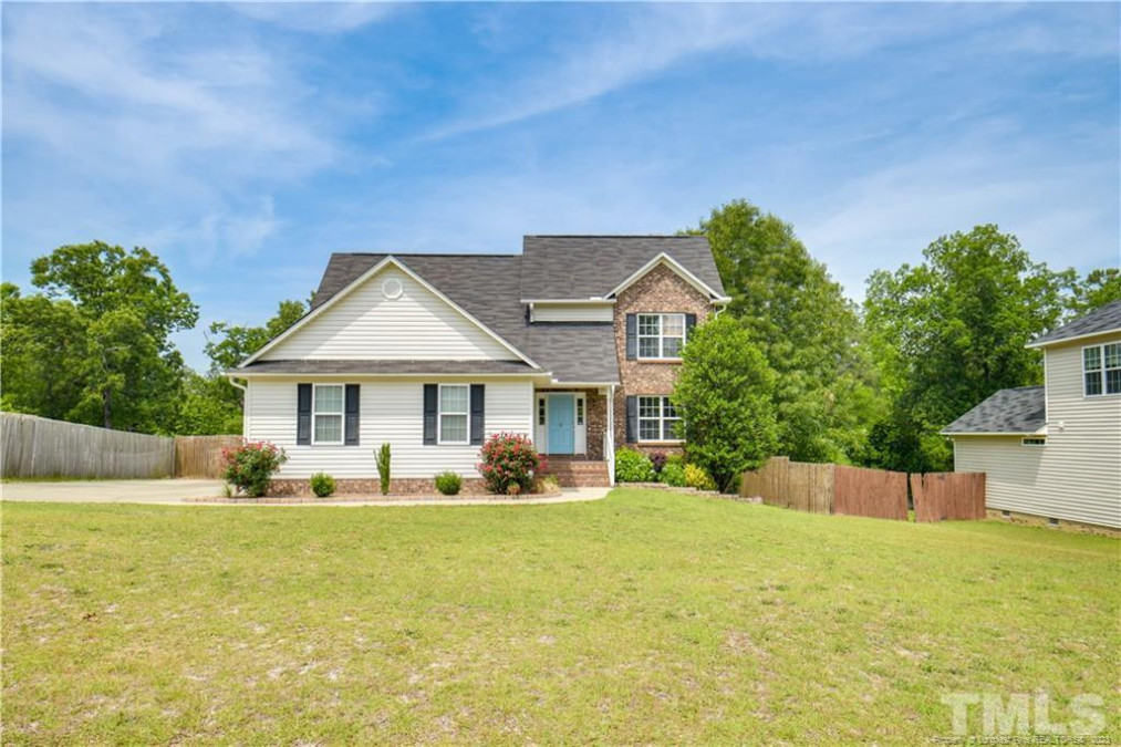 576 Colonial Hills Dr Lillington, NC 27546