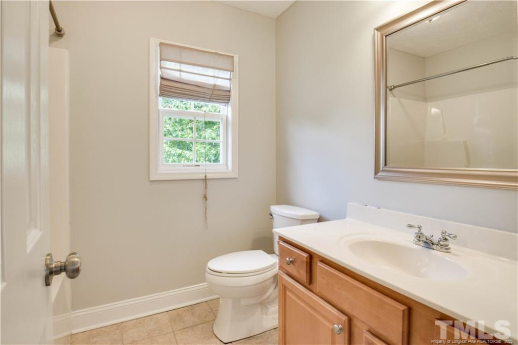 576 Colonial Hills Dr Lillington, NC 27546