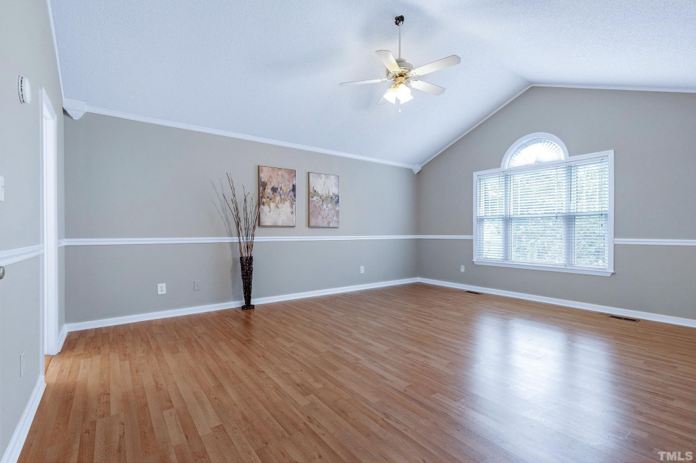 808 Phillips Pointe Dr Fuquay Varina, NC 27526