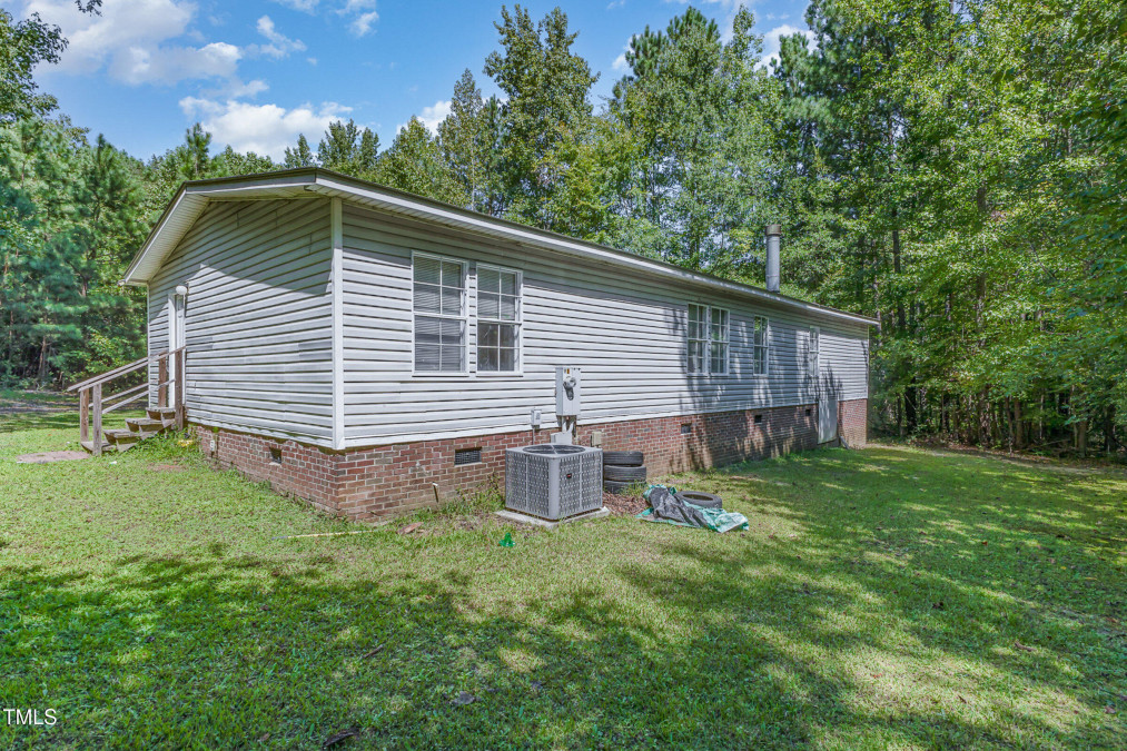 55 J B Rd Louisburg, NC 27549