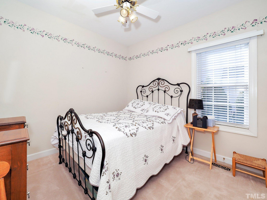618 Occoneechee Dr Fuquay Varina, NC 27526