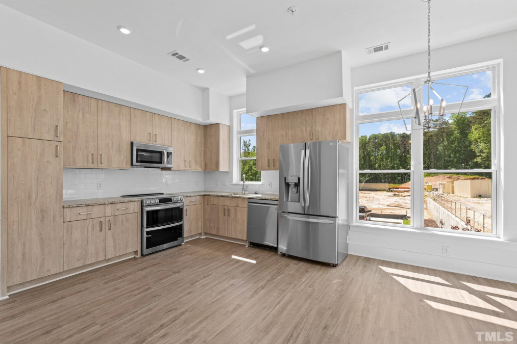 2441 Campus Shore Dr Raleigh, NC 27606
