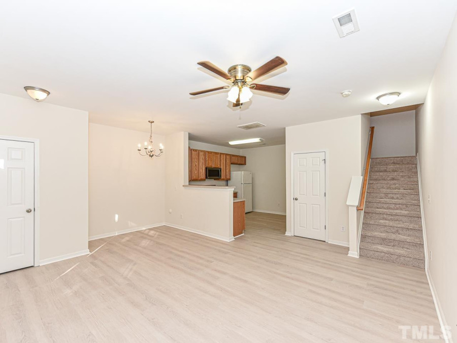 1220 Canyon Rock Ct Raleigh, NC 27610