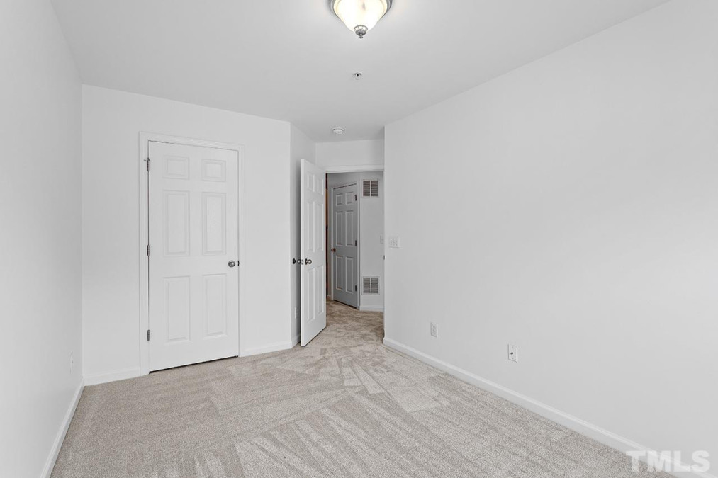 2221 Raven Rd Raleigh, NC 27614