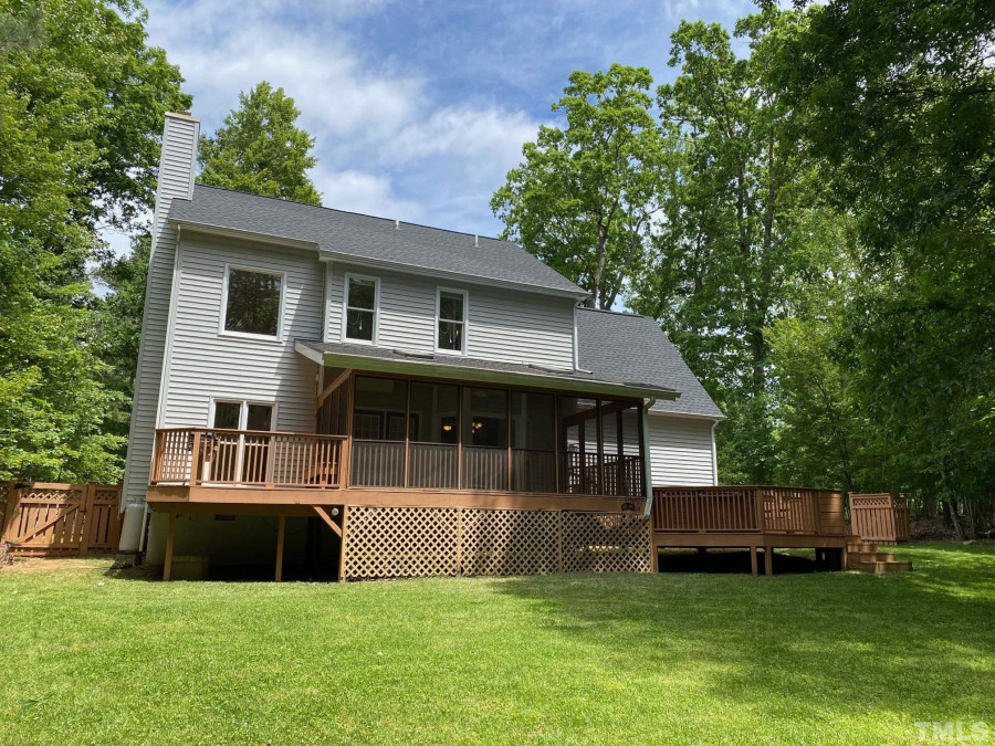 306 Highland Trl Chapel Hill, NC 27516