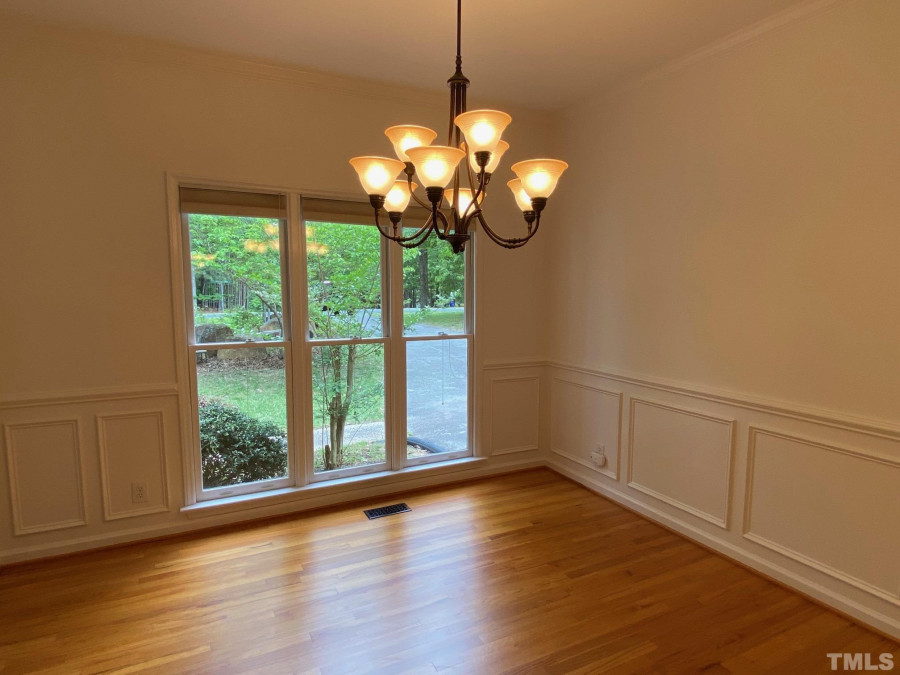 306 Highland Trl Chapel Hill, NC 27516