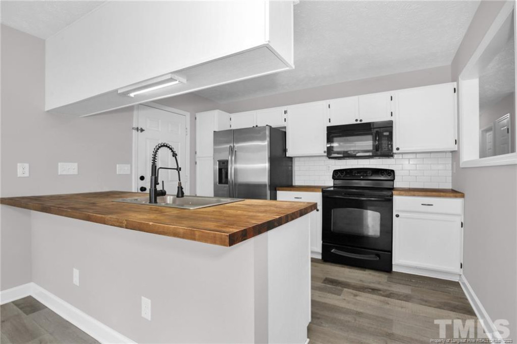 2543 Painters Mill Dr Fayetteville, NC 28304
