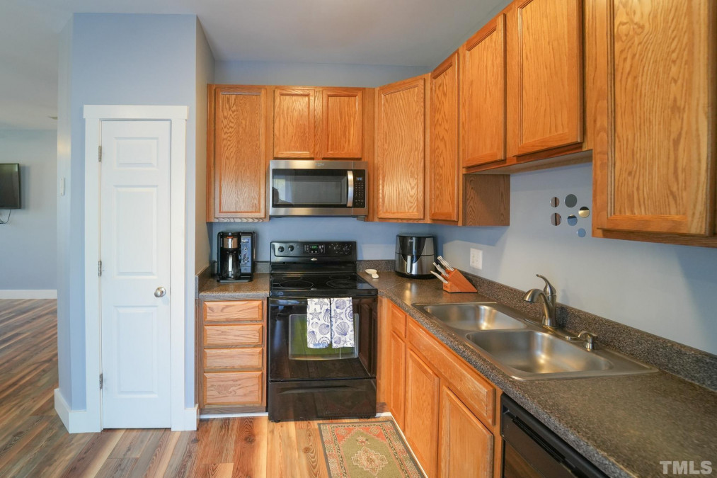 300 Gilman Ln, Raleigh, NC 27610 Raleigh Realty