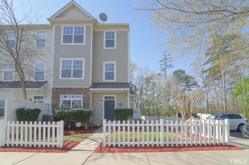 300 Gilman Ln, Raleigh, NC 27610 Raleigh Realty