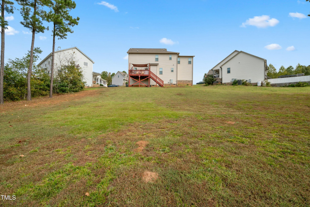 413 Crystal Creek Dr Clayton, NC 27520