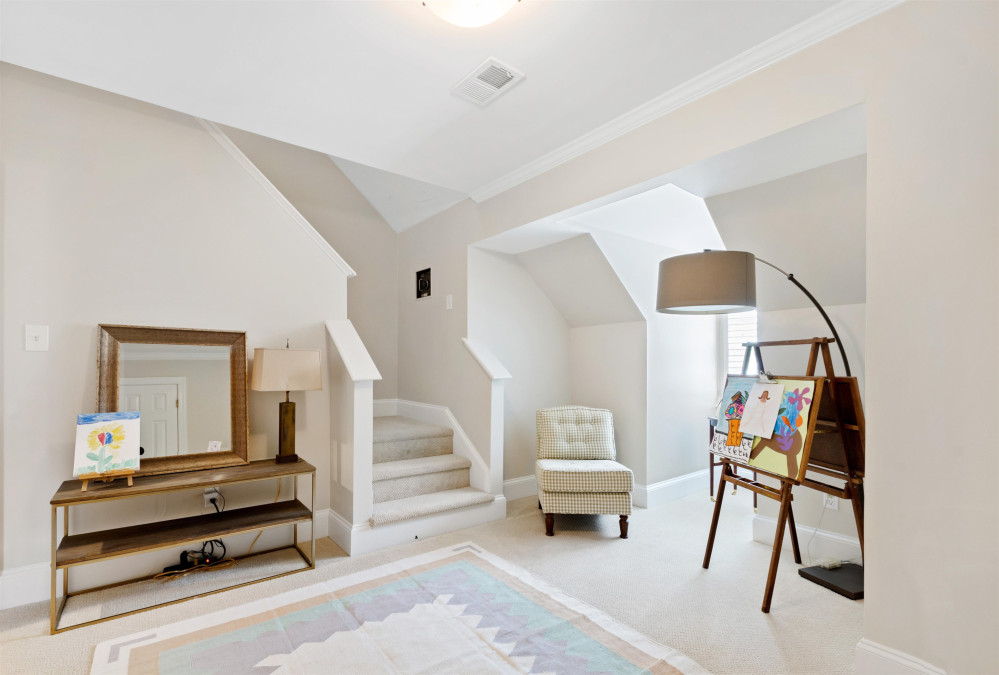 3104 White Oak Rd Raleigh, NC 27609
