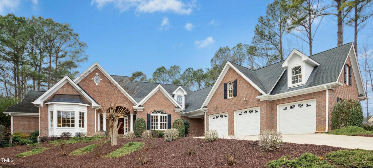 5204 Winter Holly Ct Raleigh, NC 27606