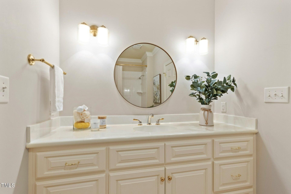 5204 Winter Holly Ct Raleigh, NC 27606