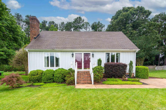 4225 Tolchester Pl Raleigh, NC 27613