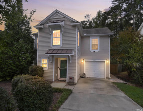 2455 Quarry Ridge Ln Raleigh, NC 27610