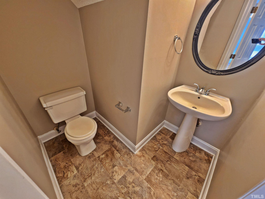 402 Cedarmere Dr Wendell, NC 27591