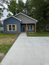 503 Elizabeth St Selma, NC 27576