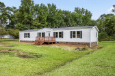 5214 Bradshaw Rd Newton Grove, NC 28366