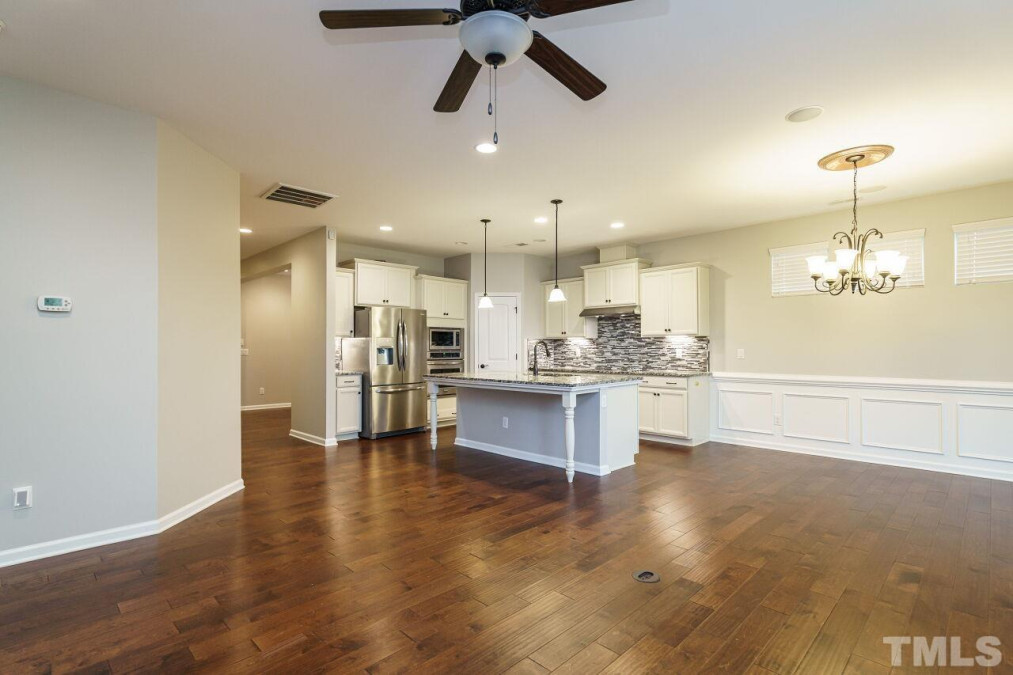 1404 Pulitzer Ln Durham, NC 27703