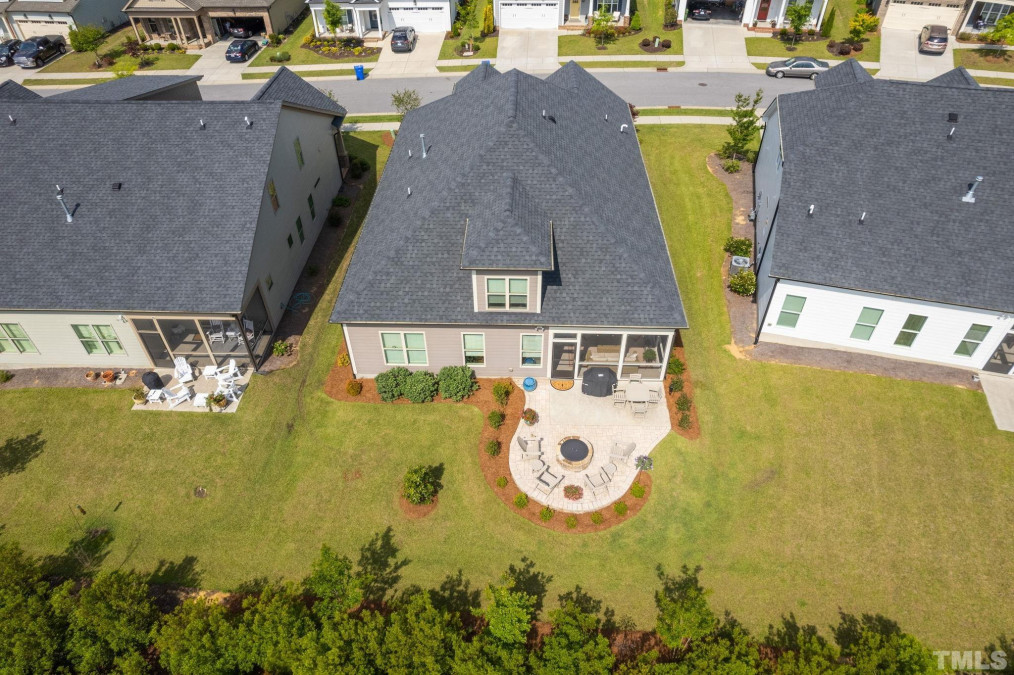 2032 Abbey Marie Ln Fuquay Varina, NC 27526