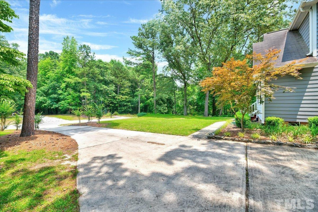 223 Autumn Woods Ln Willow Springs, NC 27592