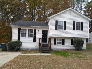 3220 Mango Dr Raleigh, NC 27610