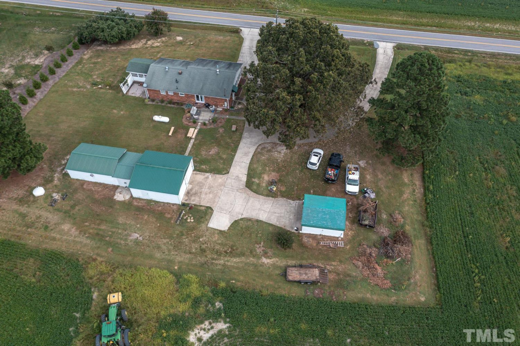 1240 Darius Pearce Rd Youngsville, NC 27596