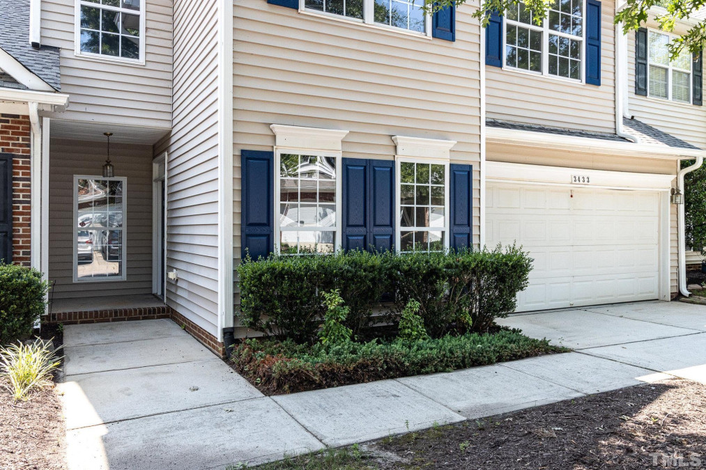 3433 Archdale Dr Raleigh, NC 27614