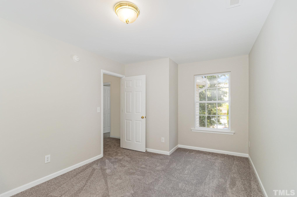 3433 Archdale Dr Raleigh, NC 27614
