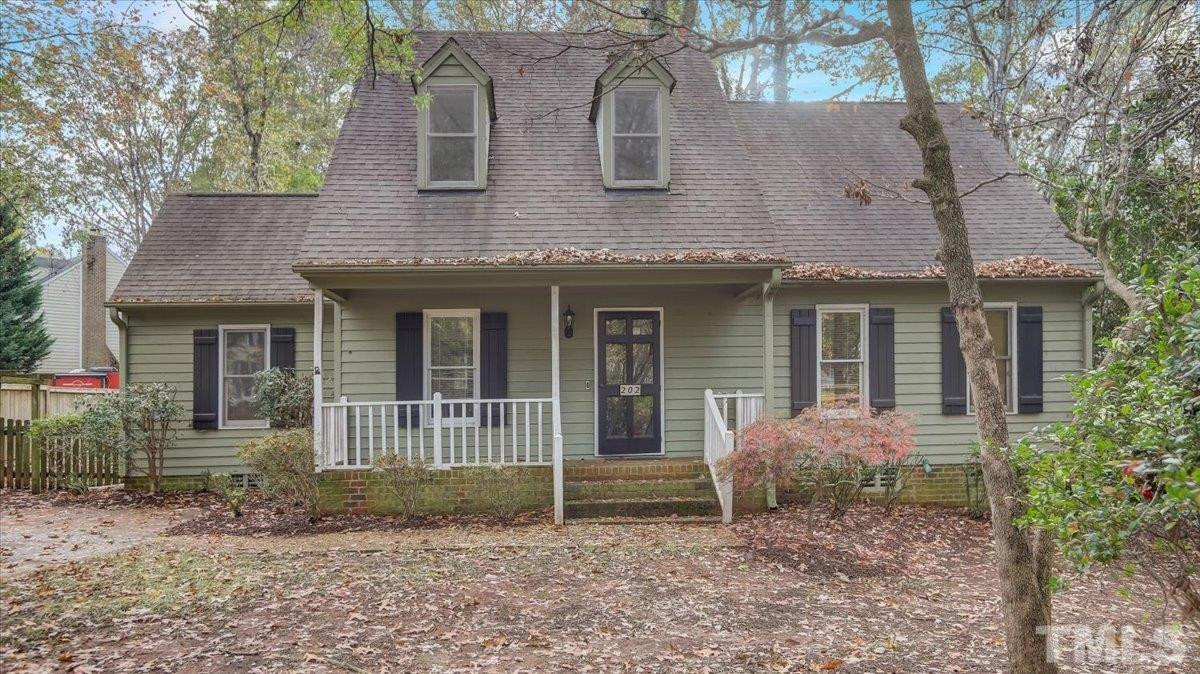 202 Greenwood Cir, Cary, NC 27511 Raleigh Realty
