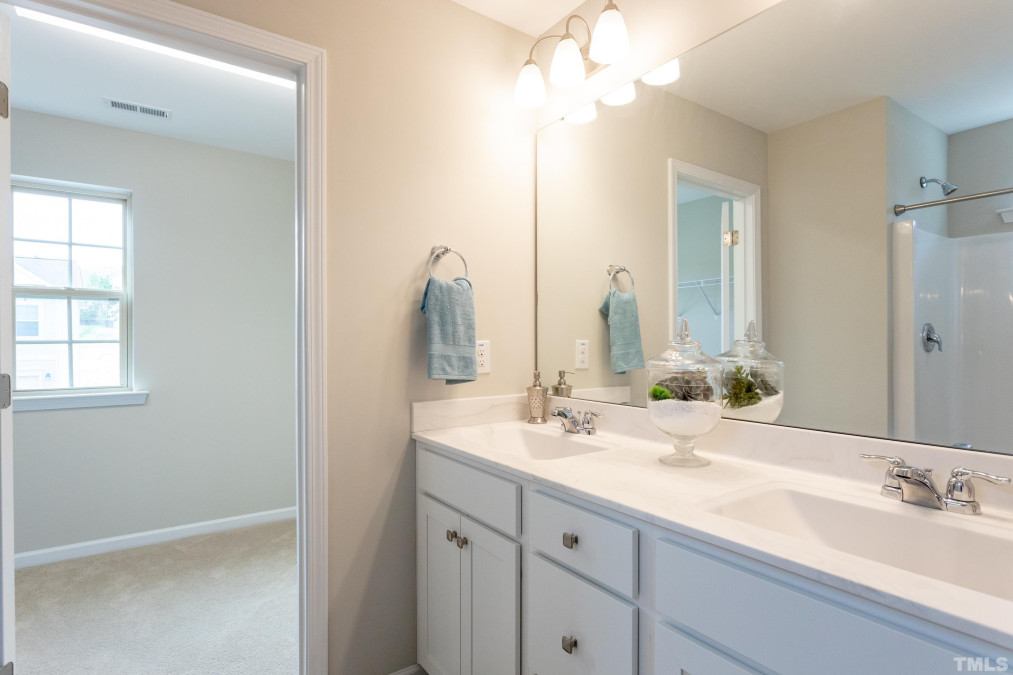 333 Dasu Dr Clayton, NC 27520