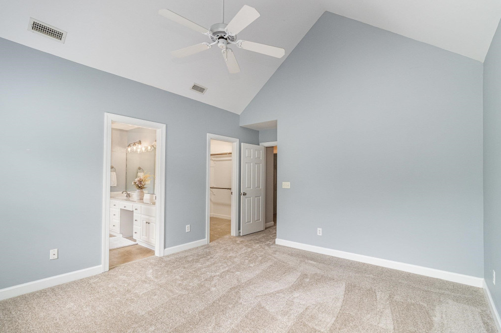 128 Hein Clayton, NC 27527