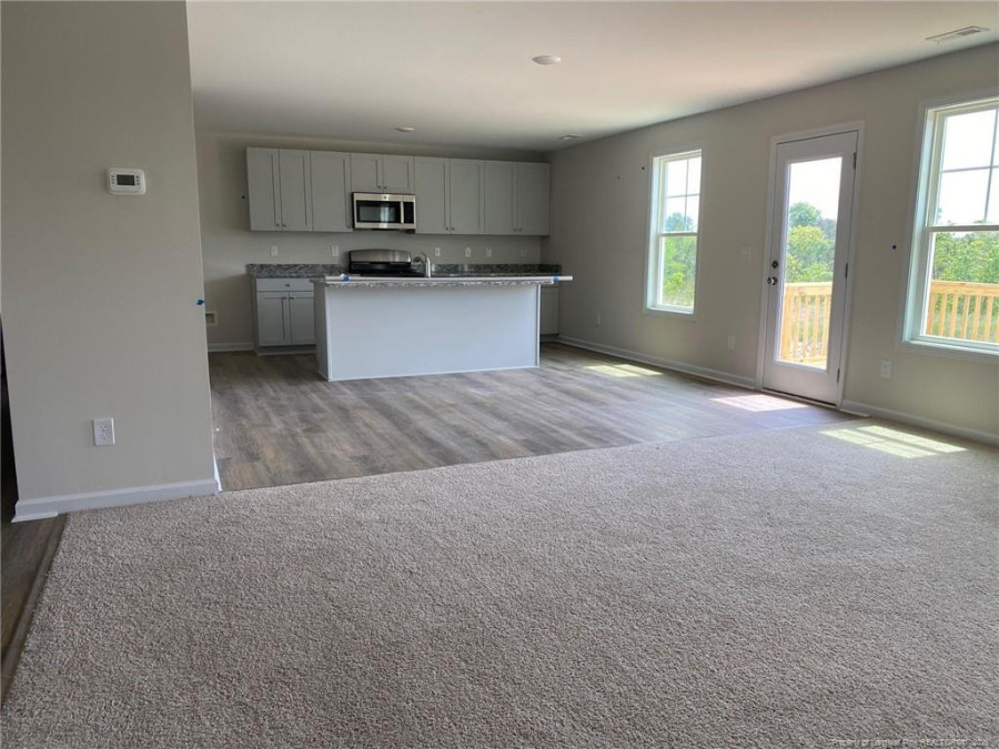 2137 Purebred Cir Hope Mills, NC 28348