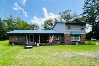 191 Snoopy Rd Maxton, NC 28364