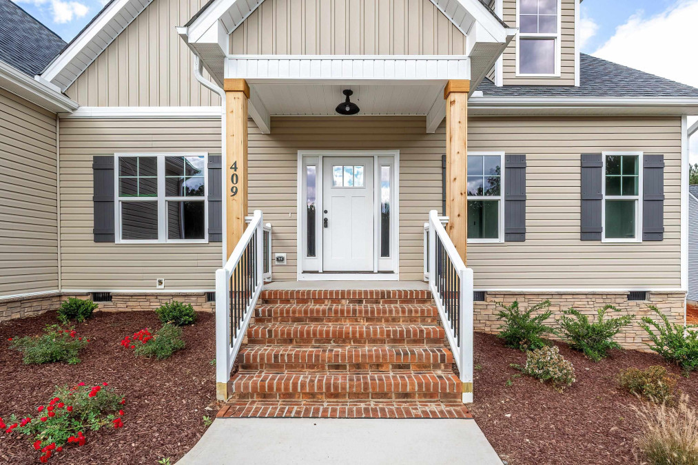 409 Coats Ridge Dr, Benson, NC 27504 Raleigh Realty