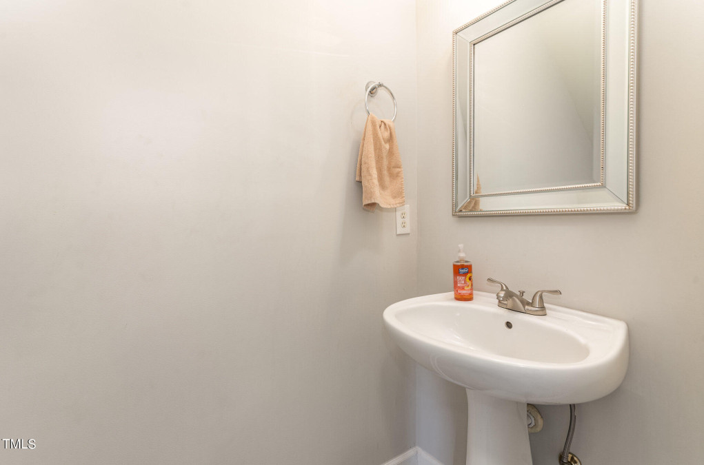 5181 Old Stage Rd, Angier, NC 27501 Raleigh Realty