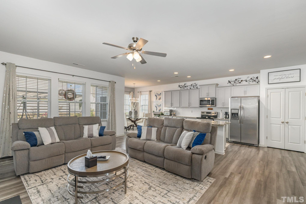 782 River Dell Townes Ave Clayton, NC 27527