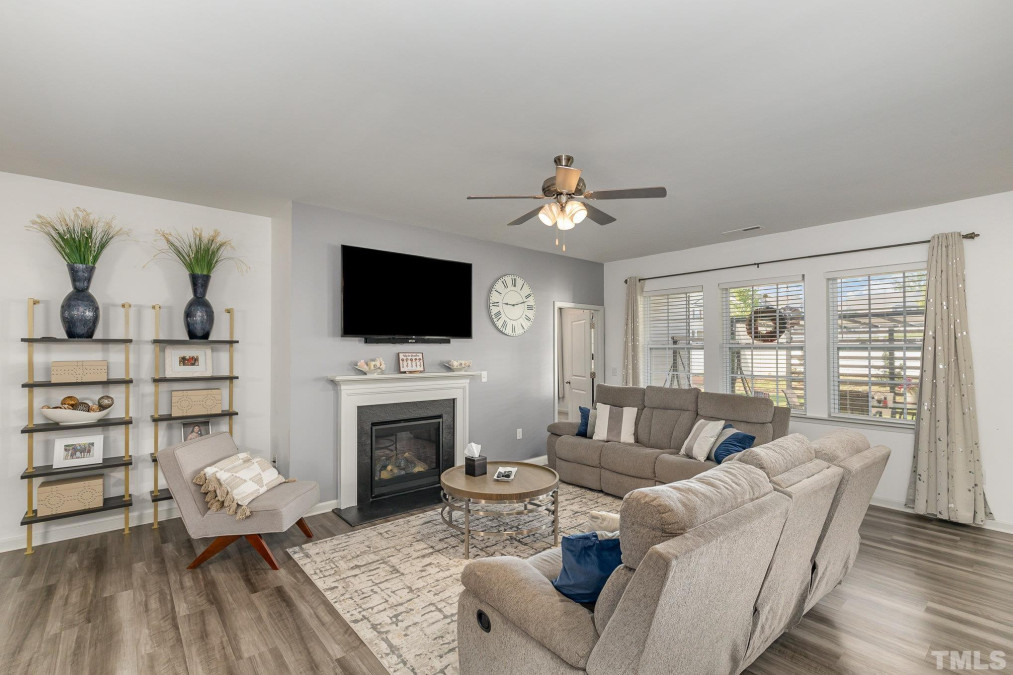 782 River Dell Townes Ave Clayton, NC 27527